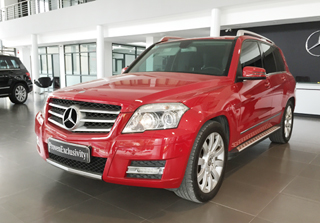 Xe sang cũ rầm rộ ưu đãi trong tháng 8