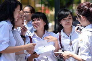 Tuyển sinh ĐH: Nên rút hồ sơ hay &quot;bám trụ&quot;?