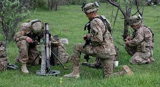 Nga, NATO sầm sập lao đến chiến tranh?