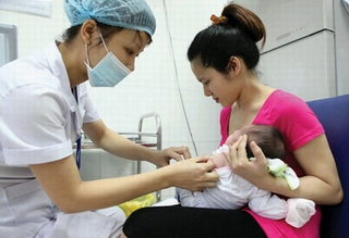Vắc xin dịch vụ tốt hơn vắc xin miễn phí?