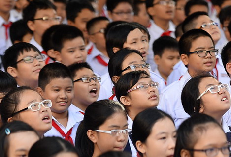Vì sao học sinh mắc bệnh học đường gia tăng?
