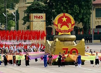 Lễ diễu binh mừng Quốc khánh 2/9