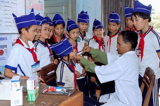 Tiến tới 100% học sinh, sinh viên tham gia bảo hiểm y tế