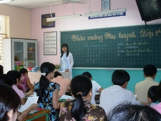 Hà Nội sẽ kiểm tra các khoản thu đầu năm học mới