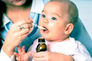 Hạ sốt cho trẻ như thế nào là đúng cách?