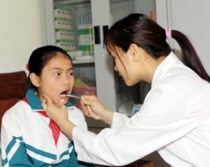 Thu phí bảo hiểm y tế học sinh 6 tháng/lần