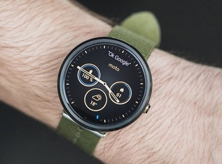 Mẹo tăng tuổi thọ pin của đồng hồ chạy Android Wear