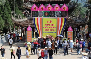 Vụ “Cả họ làm quan”: Lộ diện các “quý tử”...