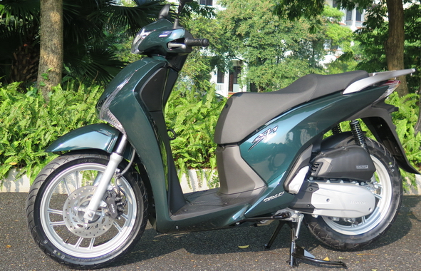 Honda SH 2015 ra mắt, giá tăng 1 triệu