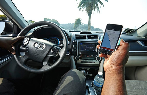 Say rượu, bia được đi taxi Uber miễn phí