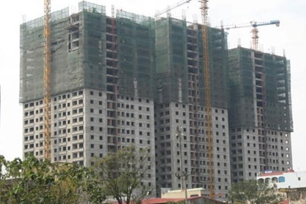 Mua nhà tại dự án sai phạm: Vẫn được cấp sổ đỏ?!