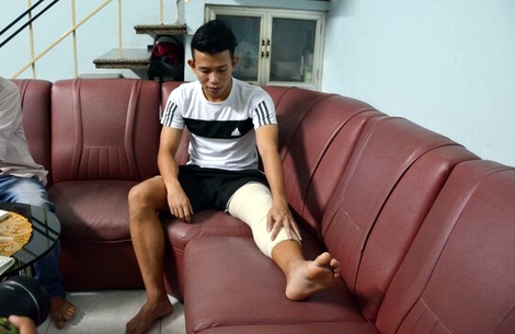 Anh Khoa đã khóc nhiều khi nghe các bác sĩ thông báo kết quả điều trị