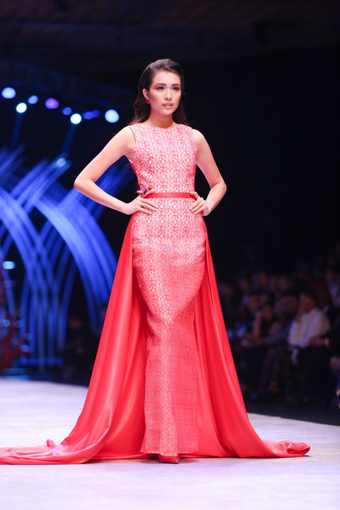 Á hậu Lệ Hằng