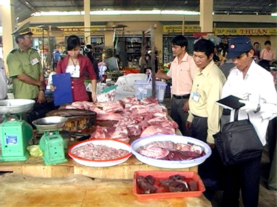 Thanh tra phường, xã được xử phạt quán ăn mất vệ sinh
