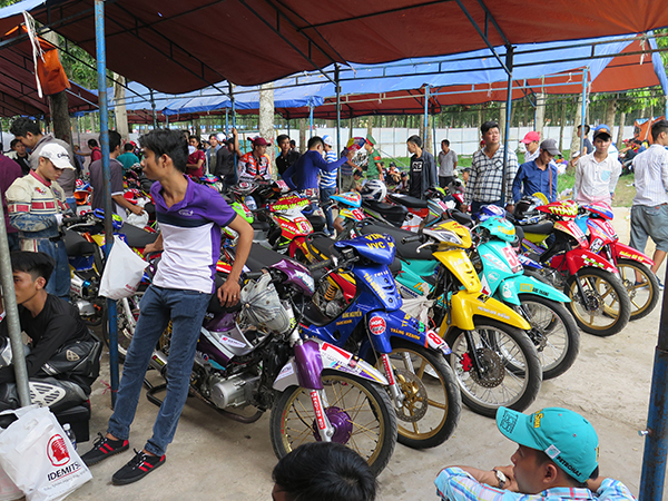 Dàn xe độ toàn diện
