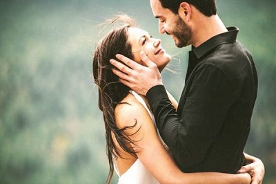 Những hành động giúp bạn &quot;hâm nóng&quot; tình yêu