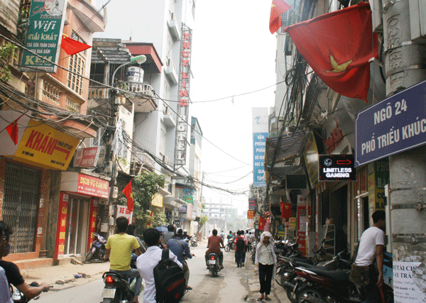 Chung cư to bằng phường