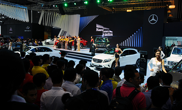 Mercedes đưa dàn xe hùng hậu tới triển lãm
