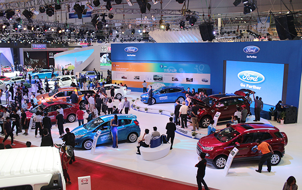 Dàn 7 chiếc xe Ford tại VMS 2015