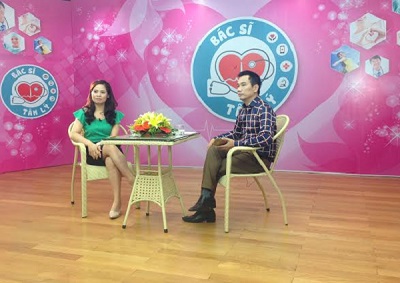 Bác sĩ tâm lý giúp cha mẹ làm bạn với con