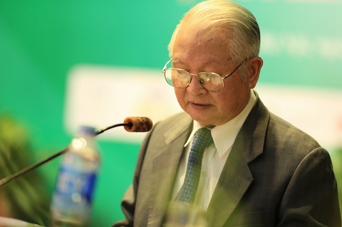 GS.TS Nguyễn Thế Trạch, Chủ Tịch Hội Nội Khoa Việt Nam phát biểu khai mạc hội nghị