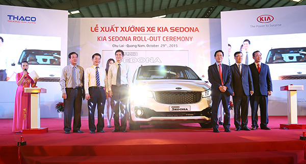 Xuất xưởng Kia Sedona lắp ráp trong nước
