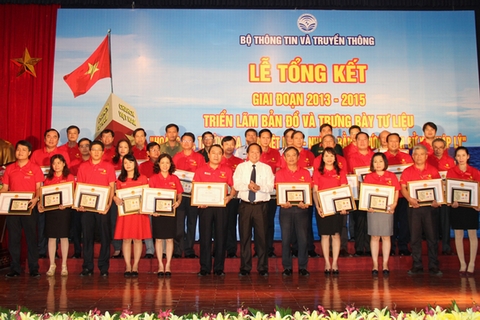 Doanh nghiệp duy nhất được tặng bằng khen về tư liệu Hoàng Sa và Trường Sa