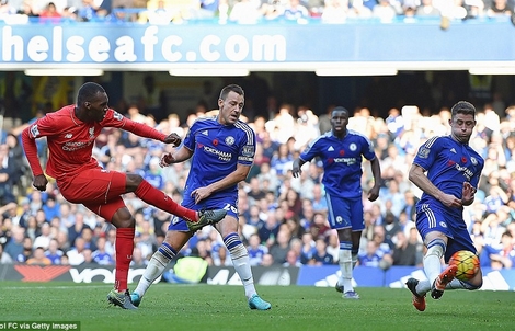Benteke ấn định chiến thắng đậm cho Liverpool