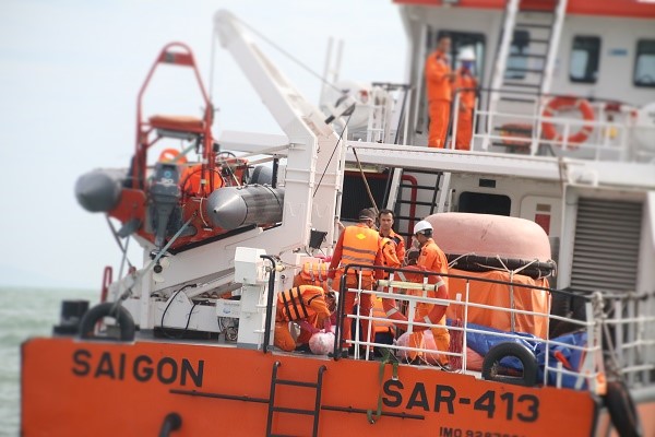 Các lực lượng tham gia cứu hộ