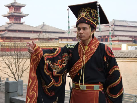 lelongdinhphim.jpg
