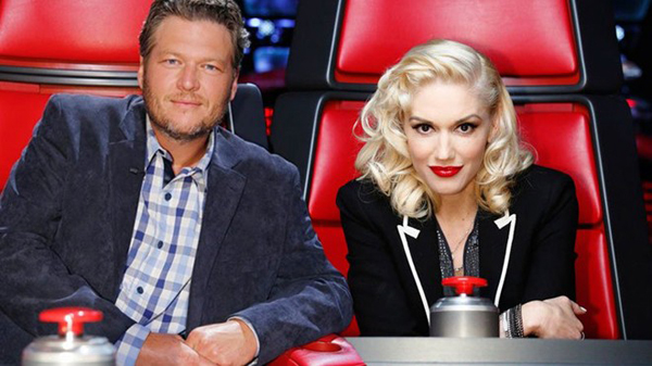 Cặp giám khảo The Voice Mỹ thú nhận hẹn hò