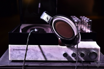 Sennheiser ra mắt tai nghe đắt nhất hành tinh