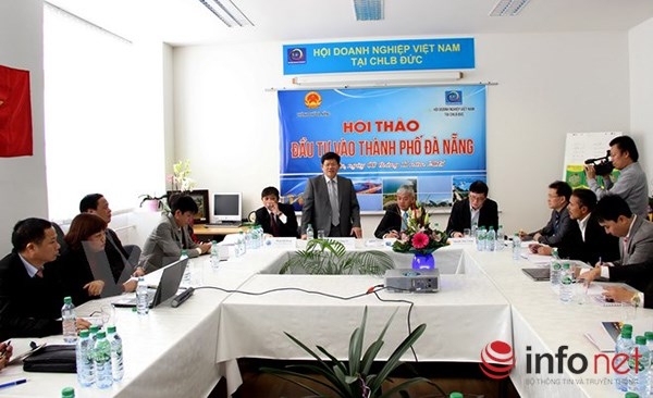 Phó Bí thư Thường trực Thành ủy Đà Nẵng Võ Công Trí phát biểu tại cuộc hội thảo xúc tiến đầu tư vào Đà Nẵng do TP Đà Nẵng phối hợp với Hội Doanh nghiệp Việt Nam tại CHLB Đức tổ chức ngày 8/11 (Ảnh: TTXVN)