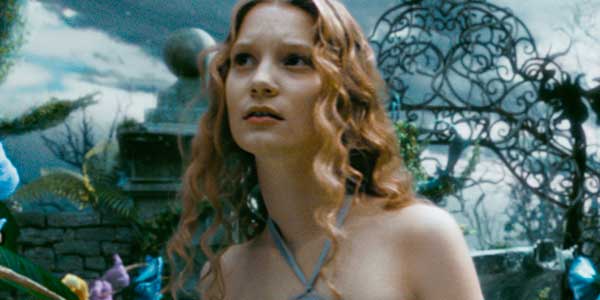 Alice trở lại xứ sở thần tiên sau 5 năm