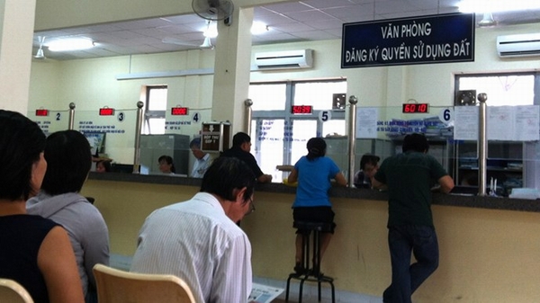 TP.HCM dự kiến tinh giản gần 14.000 biên chế.