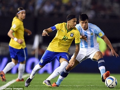 Chơi hơn người, Argentina vẫn bị Brazil cầm hòa