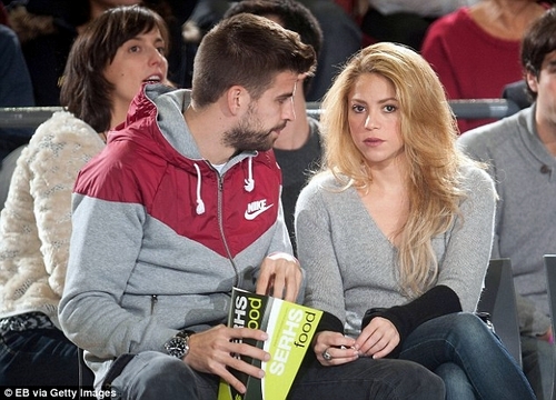 Pique và Shakira đang bị kẻ gian tống tiền ?