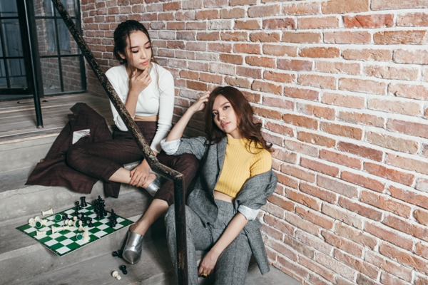 Hotgirl Hạnh Sino và Emily tham gia The Remix 2016
