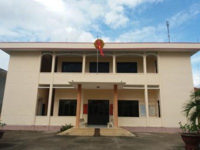 U80 bị vợ đuổi ra chuồng bò vì không còn khả năng &quot;yêu&quot;