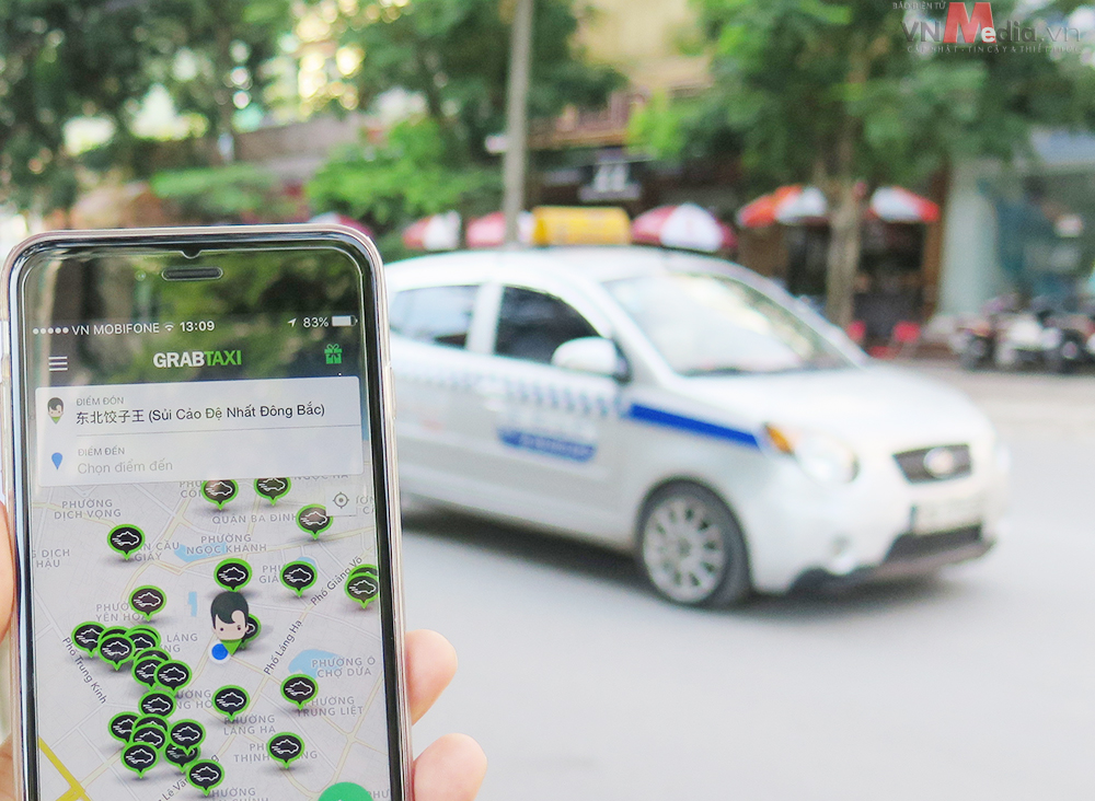 Sự xuất hiện của Uber, Grab mang lại cơ hội đi lại thuận lợi hơn