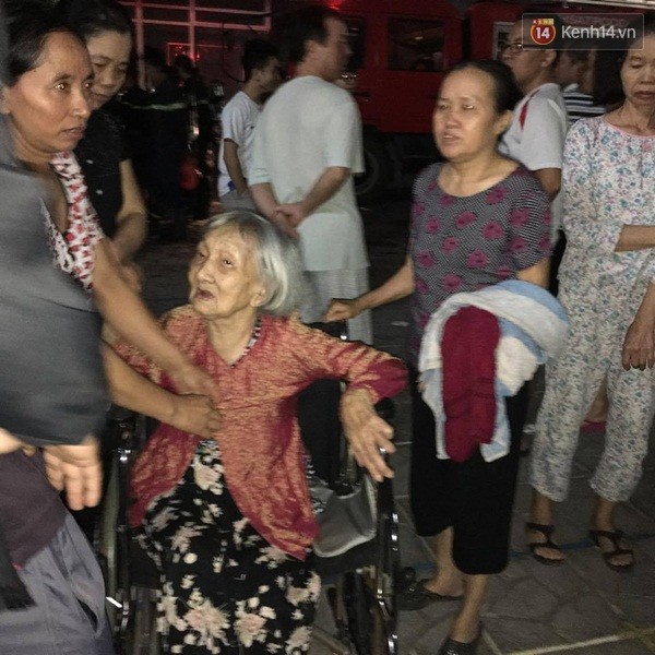 Cháy lớn tại chung cư Vimeco