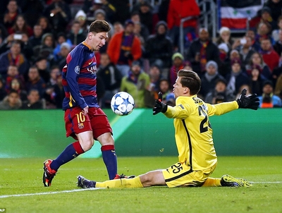 Clip: Barcelona hủy diệt AS Roma 6-1!