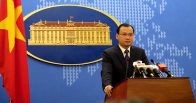Tàu Trung Quốc vây ép, chĩa súng vào tàu Việt Nam