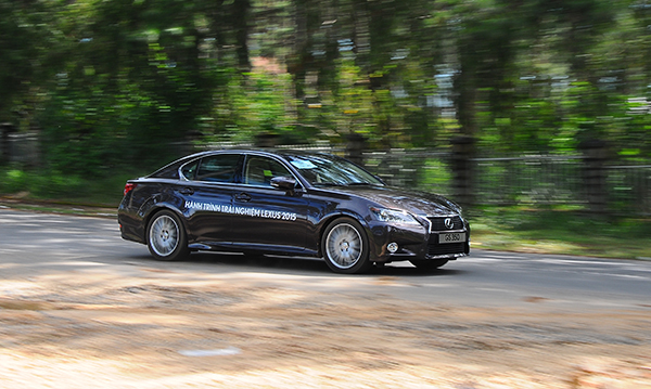 Lexus GS350 sang trọng, mạnh mẽ