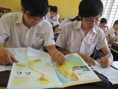 Học sinh chán học Sử: Bộ Giáo dục phải điều tiết