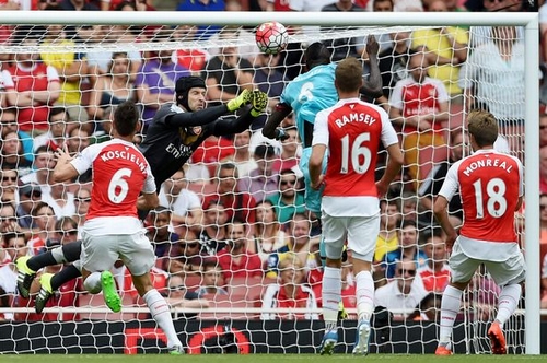 West Ham từng đánh bại cả Arsenal, Liverpool và Man City ở mùa giải này!