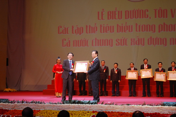đại hội thi đua