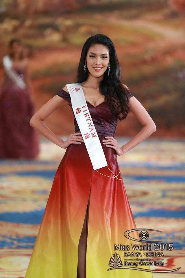 Lan Khuê trong phần trình diễn