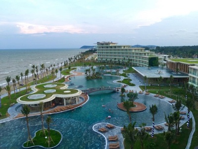 Khách ồ ạt đến Thanh Hóa