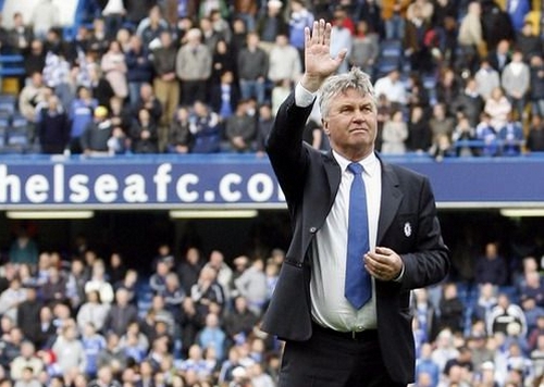 Ông Hiddink sẽ trở lại dẫn dắt Chelsea?